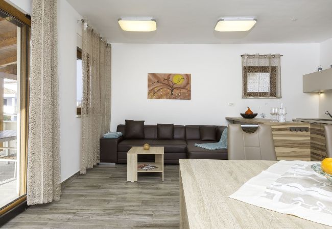 Ferienwohnung in Banjole - Kristallblaue Poolresidenz – Apartment Volme Ferienwohnung in Banjole - Kristallblaue Poolresidenz – Apartment Volme