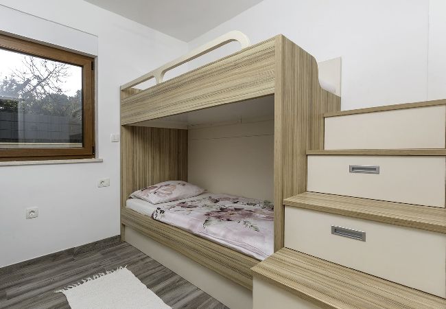 Ferienwohnung in Banjole - Kristallblaue Poolresidenz – Apartment Volme Ferienwohnung in Banjole - Kristallblaue Poolresidenz – Apartment Volme