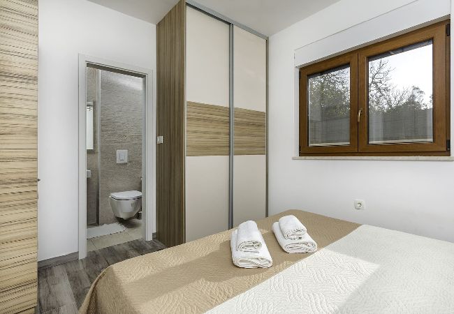 Ferienwohnung in Banjole - Kristallblaue Poolresidenz – Apartment Volme Ferienwohnung in Banjole - Kristallblaue Poolresidenz – Apartment Volme