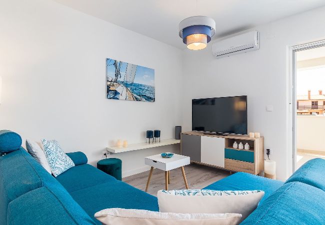 Ferienwohnung in Medulin - Pool-Apartment Sax mit Meerblick (privater Pool) Ferienwohnung in Medulin - Pool-Apartment Sax mit Meerblick (privater Pool)