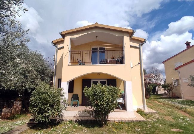 Ferienwohnung in Vodnjan - Ruhiges Familienapartment - Meerblick - Tedi Ferienwohnung in Vodnjan - Ruhiges Familienapartment - Meerblick - Tedi