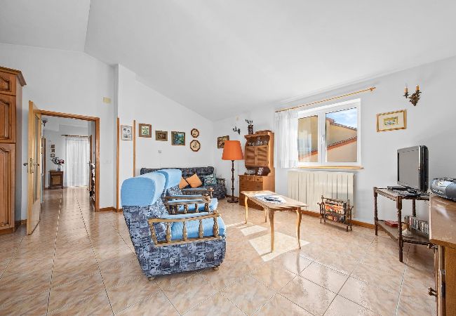 Ferienwohnung in Vodnjan - Ruhiges Familienapartment - Meerblick - Tedi Ferienwohnung in Vodnjan - Ruhiges Familienapartment - Meerblick - Tedi