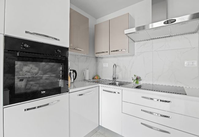 Ferienwohnung in Rabac - Lady M Gold – Balkon und Meerblick Ferienwohnung in Rabac - Lady M Gold – Balkon und Meerblick