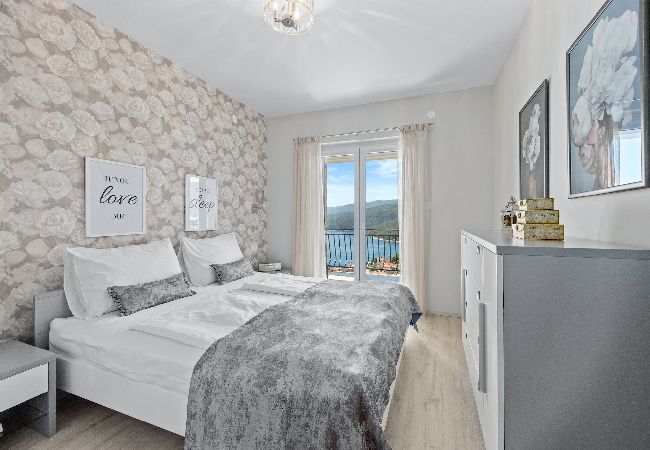 Ferienwohnung in Rabac - Lady M Gold – Balkon und Meerblick Ferienwohnung in Rabac - Lady M Gold – Balkon und Meerblick