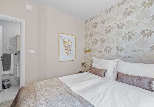 Ferienwohnung in Rabac - Lady M Gold – Balkon und Meerblick Ferienwohnung in Rabac - Lady M Gold – Balkon und Meerblick