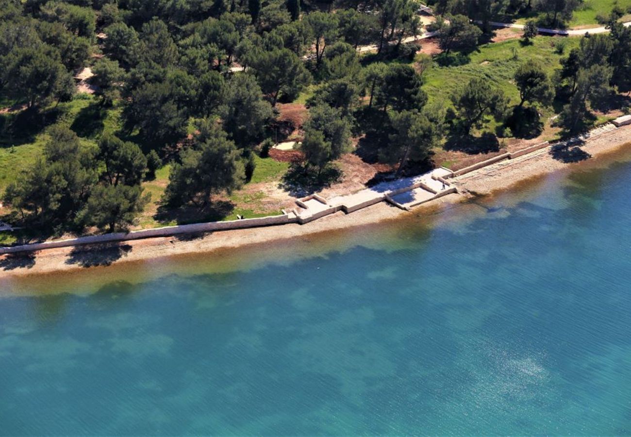 Ferienwohnung in Medulin - 150 m vom Strand, Medulin Zentrum - Belvi C2