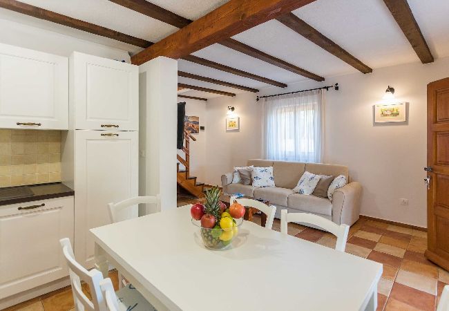 Ferienhaus in Pješcana uvala - Naturoase, Whirlpool, Fahrräder - Casa Vala Romana Ferienhaus in Pješcana uvala - Naturoase, Whirlpool, Fahrräder - Casa Vala Romana