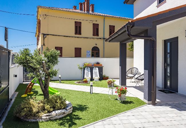 Villa in Galižana - Villa Bavaria mit Pool, Whirlpool, Tischtennis Villa in Galižana - Villa Bavaria mit Pool, Whirlpool, Tischtennis