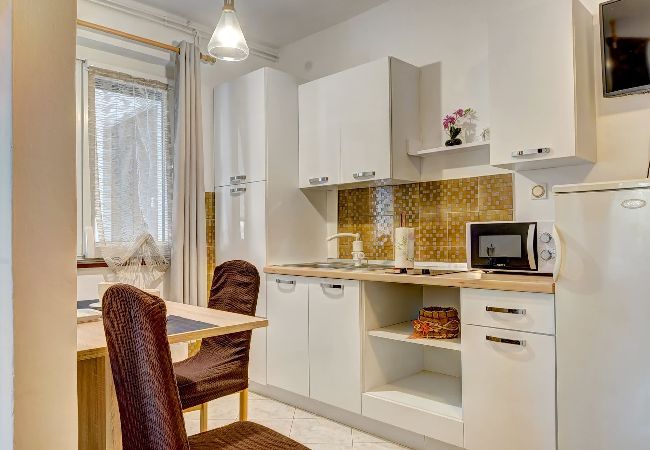 Studio in Valbandon - Entspannendes Studio mit Terrasse – Kajfes A3 Studio in Valbandon - Entspannendes Studio mit Terrasse – Kajfes A3