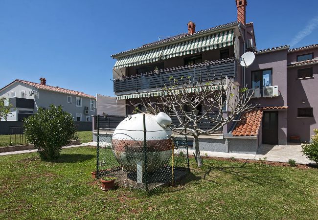 Studio in Valbandon - Entspannendes Studio mit Terrasse – Kajfes A3 Studio in Valbandon - Entspannendes Studio mit Terrasse – Kajfes A3