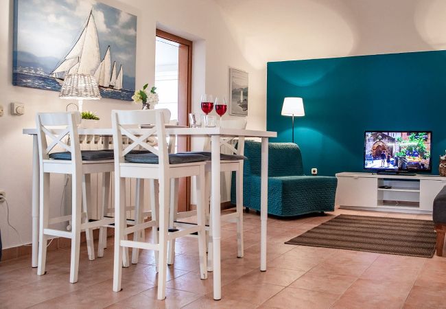 Ferienwohnung in Fažana - 50 Shades of Blue - Blumen C Ferienwohnung in Fažana - 50 Shades of Blue - Blumen C