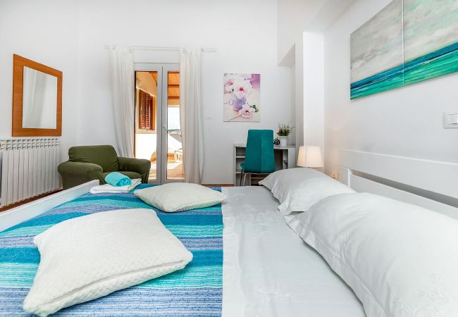 Ferienwohnung in Fažana - 50 Shades of Blue - Blumen C Ferienwohnung in Fažana - 50 Shades of Blue - Blumen C
