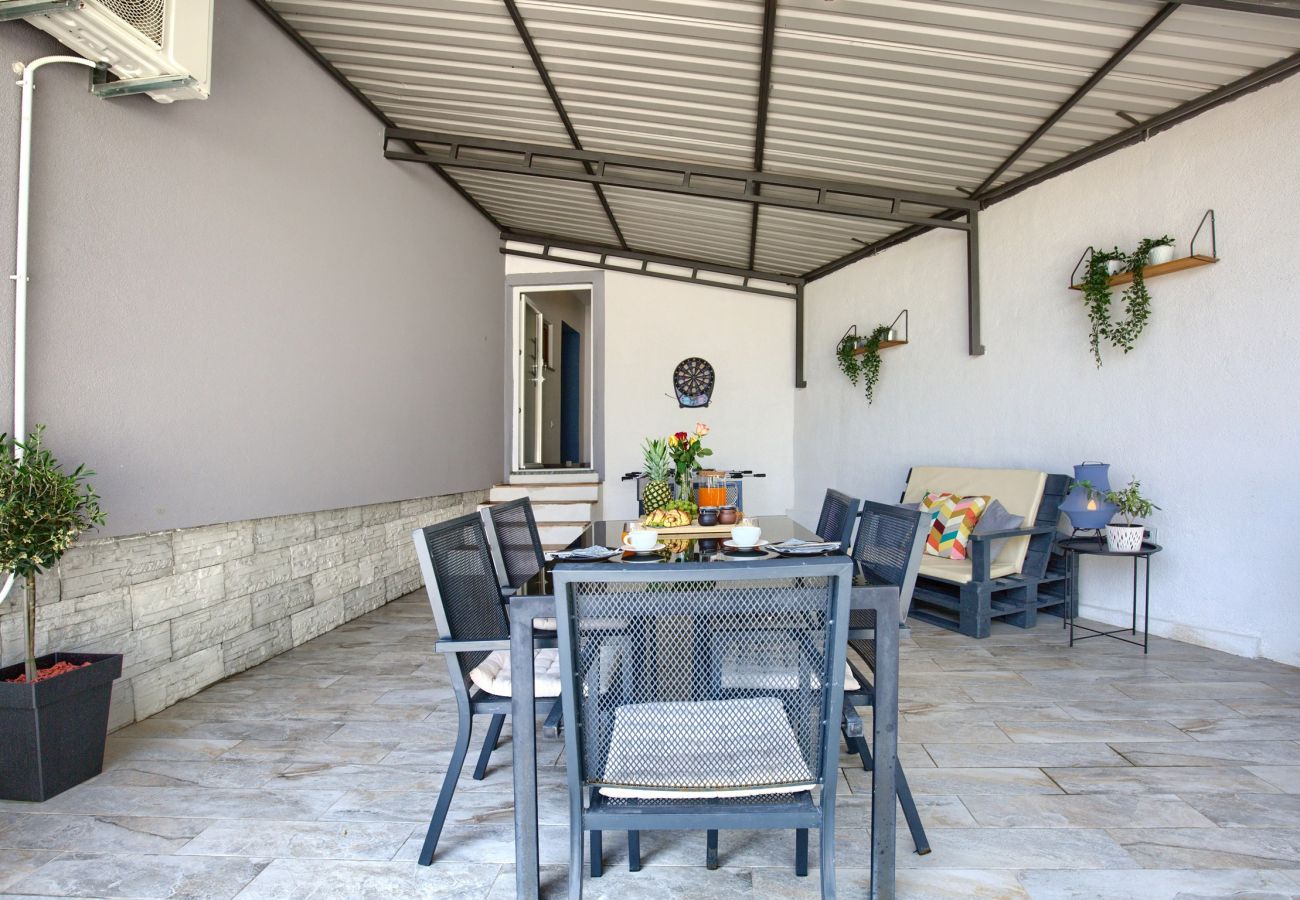 Ferienhaus in Loborika - Ferienhaus Ulika mit Privatem Pool