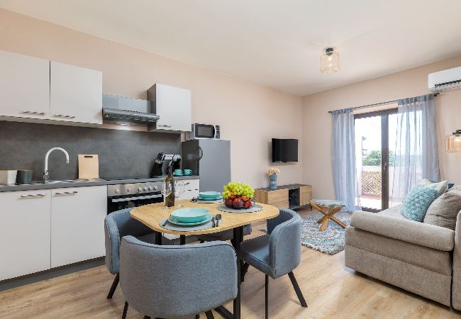 Ferienwohnung in Fažana - Marceta Apartment 1 - Pool und großer Garten Ferienwohnung in Fažana - Marceta Apartment 1 - Pool und großer Garten