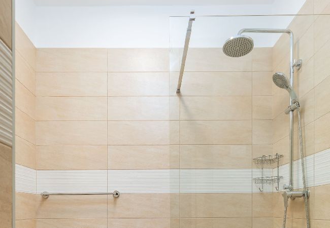 Ferienwohnung in Fažana - Marceta Apartment 1 - Pool und großer Garten Ferienwohnung in Fažana - Marceta Apartment 1 - Pool und großer Garten