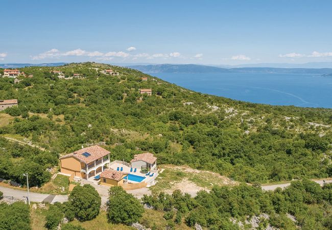 Villa in Koromacno - Santa Lucia – Villa mit privatem Pool und Meerblick Villa in Koromacno - Santa Lucia – Villa mit privatem Pool und Meerblick
