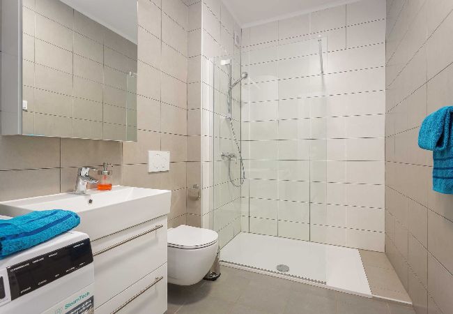Ferienwohnung in Premantura - Villa Frida - Apartment Olive mit Terasse Ferienwohnung in Premantura - Villa Frida - Apartment Olive mit Terasse