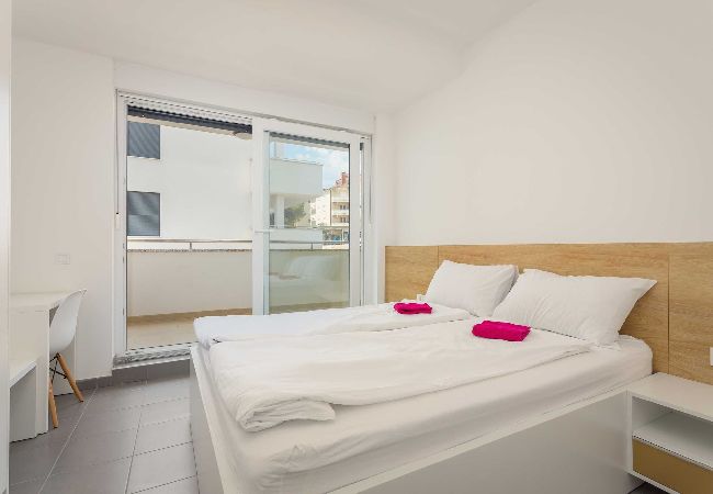Ferienwohnung in Premantura - Villa Frida - Apartment Oleander mit Balkon Ferienwohnung in Premantura - Villa Frida - Apartment Oleander mit Balkon