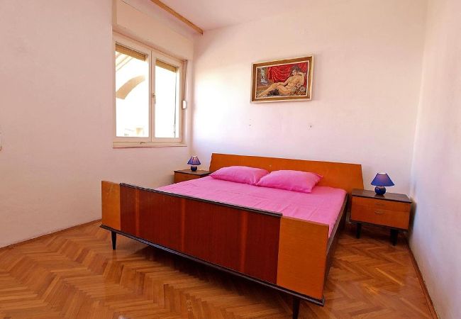 Ferienwohnung in Pula - Gortan-Bucht – 100 m vom Strand – Mare A1 Ferienwohnung in Pula - Gortan-Bucht – 100 m vom Strand – Mare A1