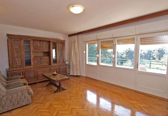 Ferienwohnung in Pula - Gortan-Bucht – 100 m vom Strand – Mare A1 Ferienwohnung in Pula - Gortan-Bucht – 100 m vom Strand – Mare A1