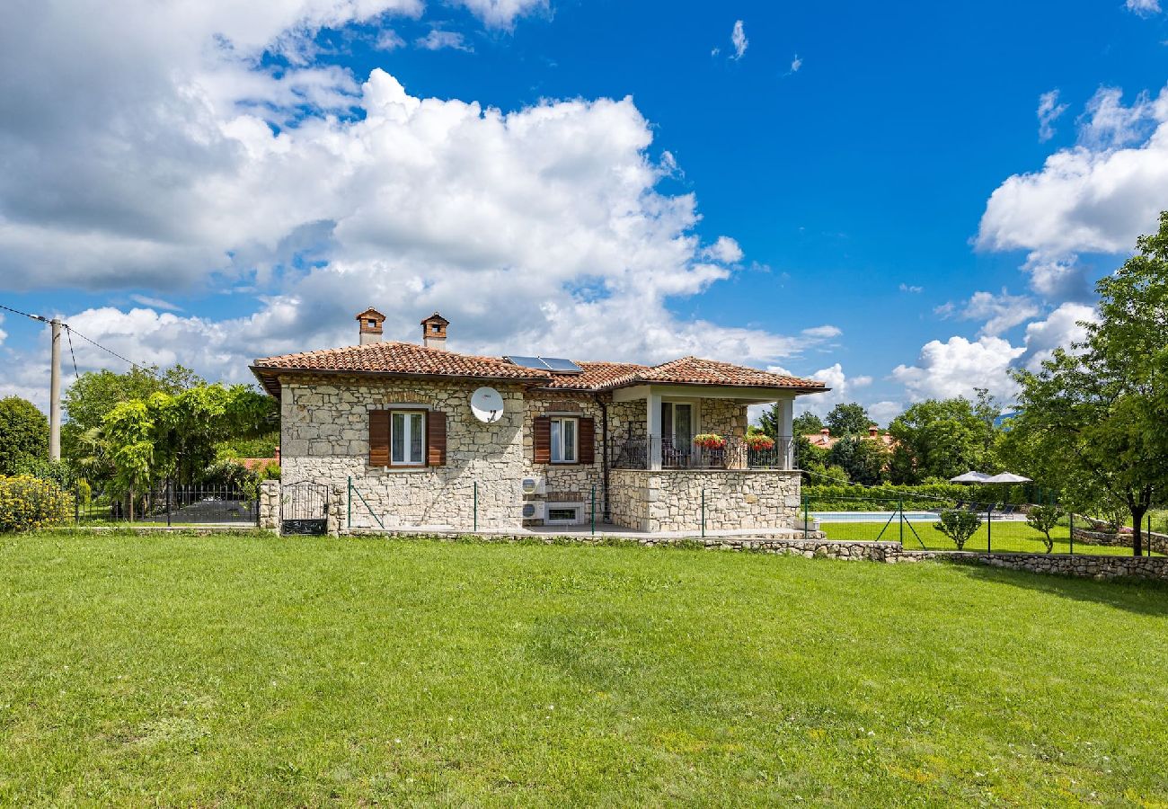 Villa in Nedešcina - Steinjuwel - Villa Katarina mit privatem Pool