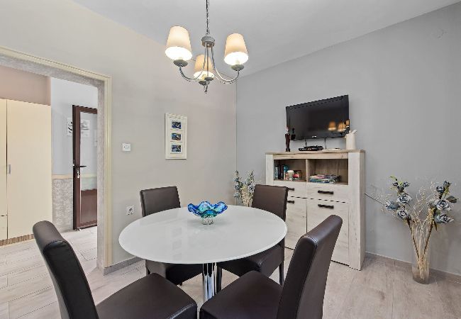 Ferienwohnung in Rabac - Lady M White – Balkon und Meerblick Ferienwohnung in Rabac - Lady M White – Balkon und Meerblick