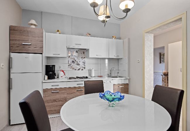 Ferienwohnung in Rabac - Lady M White – Balkon und Meerblick Ferienwohnung in Rabac - Lady M White – Balkon und Meerblick