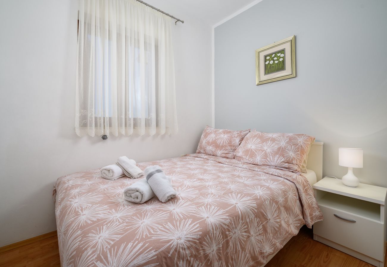 Ferienwohnung in Drenje - Entspannendes FeWo - Pool, Sauna, Whirlpool 2