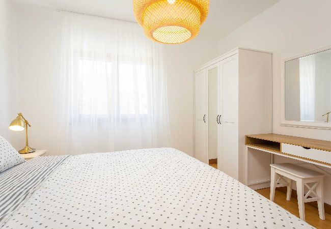 Ferienwohnung in Ližnjan - Modernes FeWo, Pool, Meerblick – Cesare 5 Ferienwohnung in Ližnjan - Modernes FeWo, Pool, Meerblick – Cesare 5