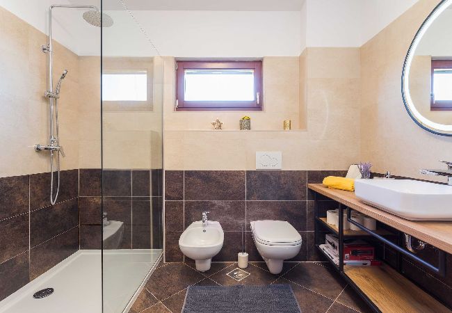 Ferienwohnung in Ližnjan - Modernes FeWo, Pool, Meerblick – Cesare 5 Ferienwohnung in Ližnjan - Modernes FeWo, Pool, Meerblick – Cesare 5