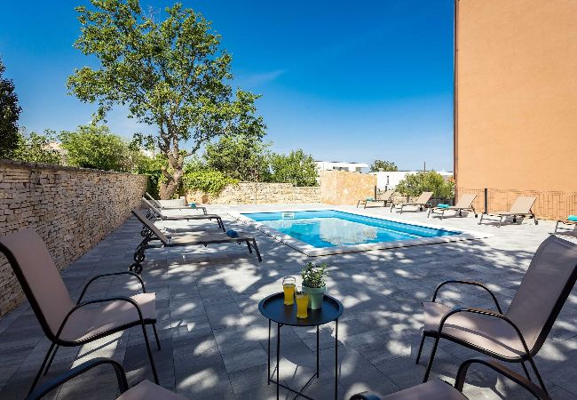 Ferienwohnung in Ližnjan - Modernes FeWo, Pool, Meerblick – Cesare 5 Ferienwohnung in Ližnjan - Modernes FeWo, Pool, Meerblick – Cesare 5