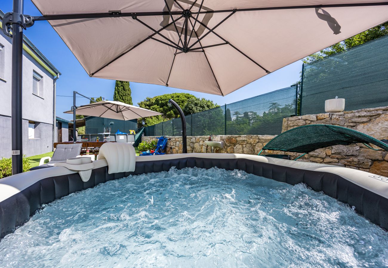 Ferienwohnung in Vodnjan - Kristijan & Jelena – Pool, Whirlpool, Spielplatz