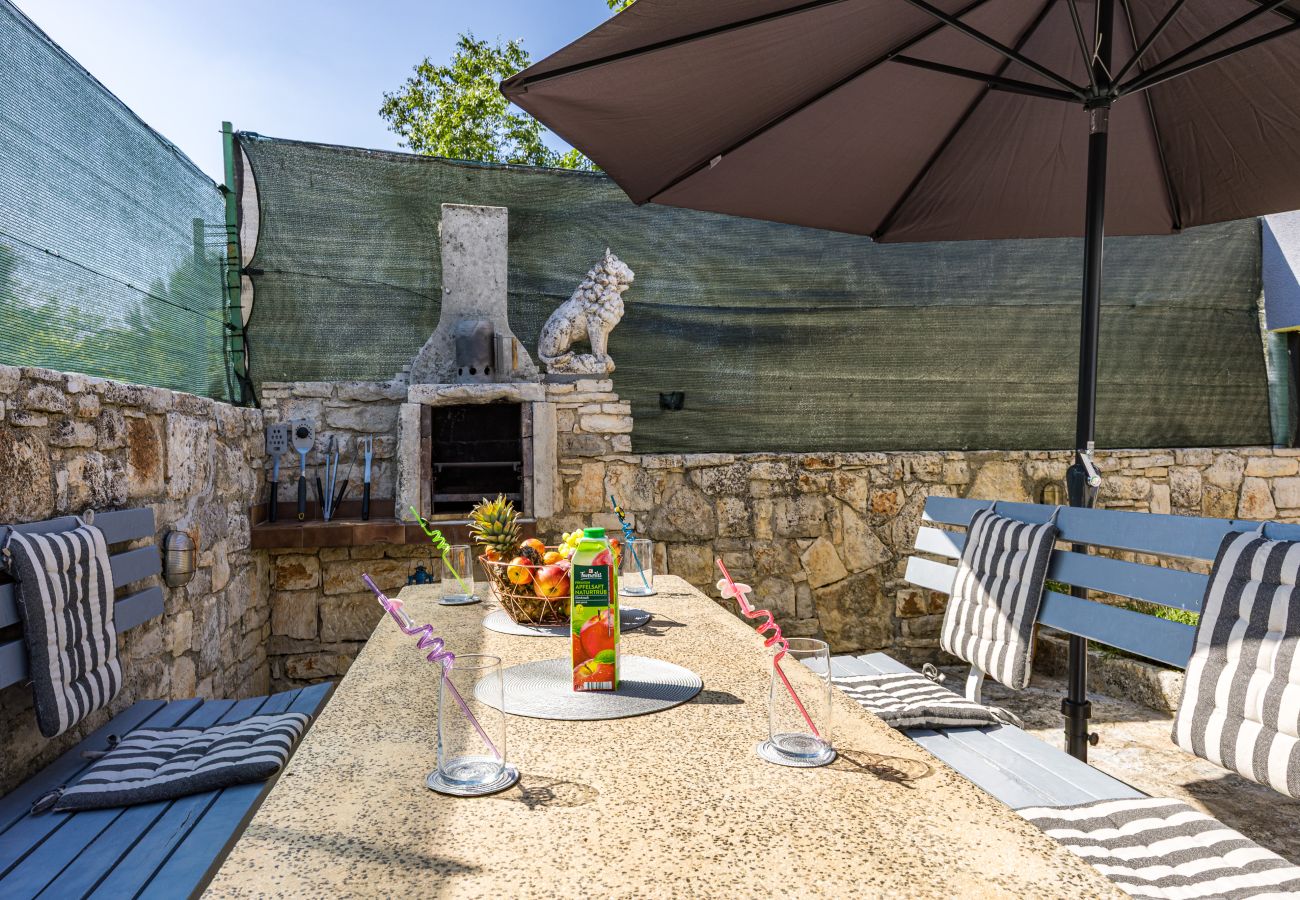 Ferienwohnung in Vodnjan - Kristijan & Jelena – Pool, Whirlpool, Spielplatz