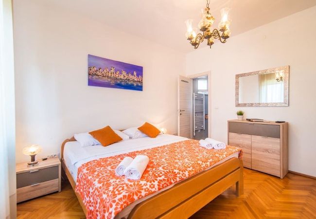 Ferienwohnung in Medulin - Villa Amalija-Apartment Amy mit Meerblick Ferienwohnung in Medulin - Villa Amalija-Apartment Amy mit Meerblick