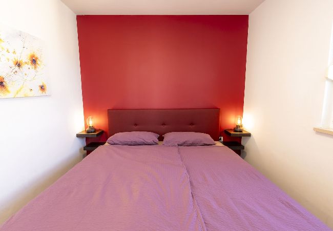 Ferienwohnung in Sveta Marina - Rotes Haus Sv. Marina - Apartment mit Meerblick 1 Ferienwohnung in Sveta Marina - Rotes Haus Sv. Marina - Apartment mit Meerblick 1