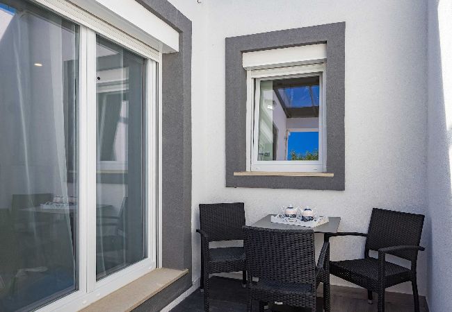 Villa in Gajana - Villa Marsel (4+2) - Privater Pool und Whirlpool Villa in Gajana - Villa Marsel (4+2) - Privater Pool und Whirlpool