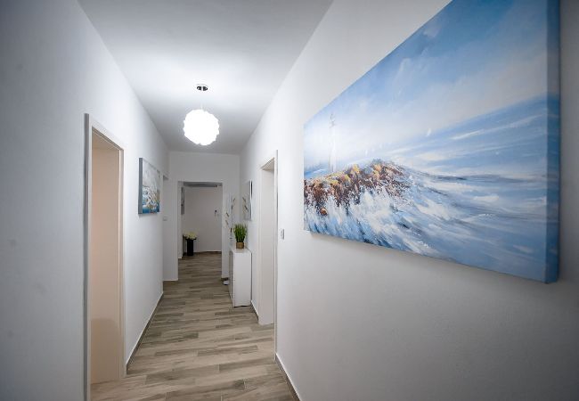 Ferienwohnung in Supetarska Draga - Villa Gulli - Apartment Gold mit Privatstrand Ferienwohnung in Supetarska Draga - Villa Gulli - Apartment Gold mit Privatstrand