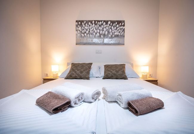 Ferienwohnung in Supetarska Draga - Villa Gulli - Apartment Gold mit Privatstrand Ferienwohnung in Supetarska Draga - Villa Gulli - Apartment Gold mit Privatstrand