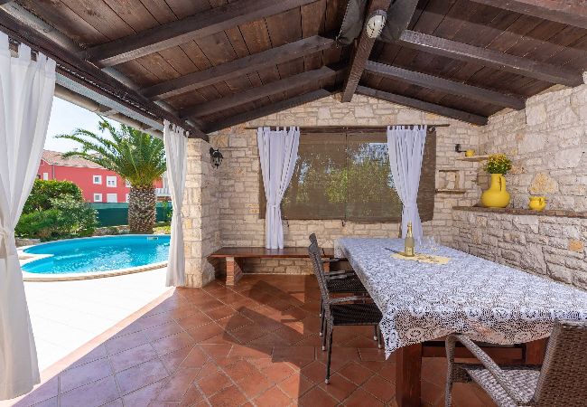 Villa in Premantura - Villa Beauty mit privatem Pool Villa in Premantura - Villa Beauty mit privatem Pool