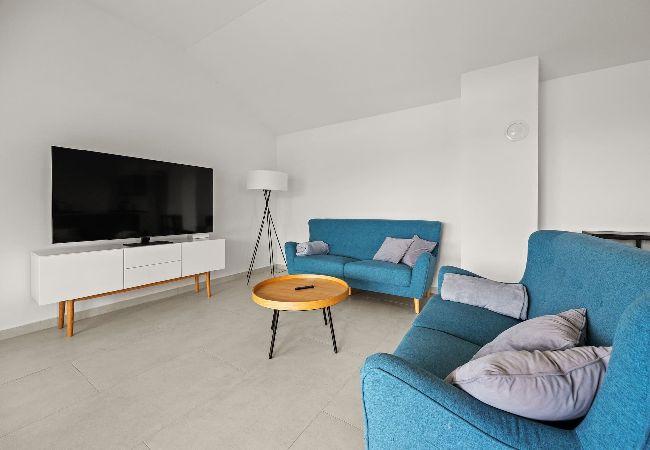 Ferienwohnung in Cres - Bezaubernde Sommerwohnung mit Meerblick Ferienwohnung in Cres - Bezaubernde Sommerwohnung mit Meerblick