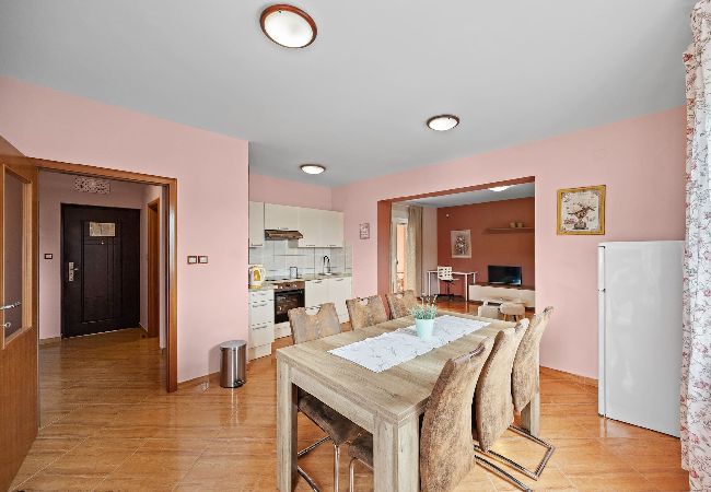 Ferienwohnung in Kampor - Familien FeWo Lavanda (Neda) – Meerblick, Insel Rab Ferienwohnung in Kampor - Familien FeWo Lavanda (Neda) – Meerblick, Insel Rab