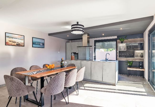 Villa in Pula - Entspannende Villa Philippo mit privatem Pool Villa in Pula - Entspannende Villa Philippo mit privatem Pool