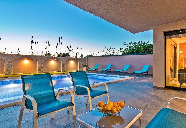 Villa in Pula - Entspannende Villa Philippo mit privatem Pool Villa in Pula - Entspannende Villa Philippo mit privatem Pool