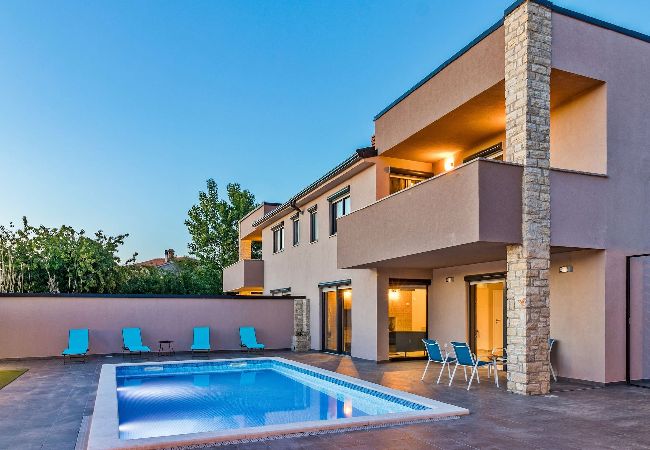 Villa in Pula - Entspannende Villa Philippo mit privatem Pool Villa in Pula - Entspannende Villa Philippo mit privatem Pool