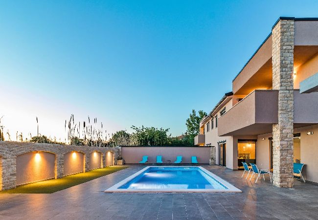 Villa in Pula - Entspannende Villa Philippo mit privatem Pool Villa in Pula - Entspannende Villa Philippo mit privatem Pool
