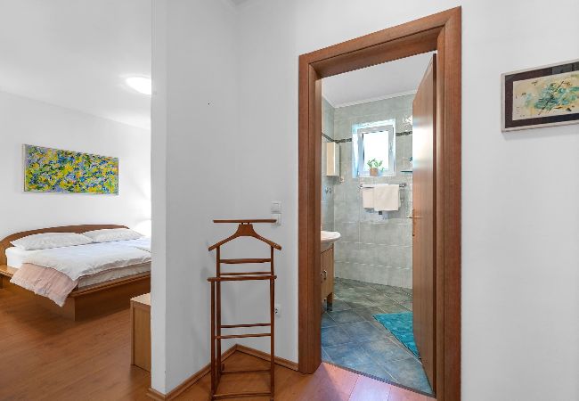 Ferienwohnung in Banjol - Magischer Garten mit Whirlpool - FeWo Blanka A1 Ferienwohnung in Banjol - Magischer Garten mit Whirlpool - FeWo Blanka A1