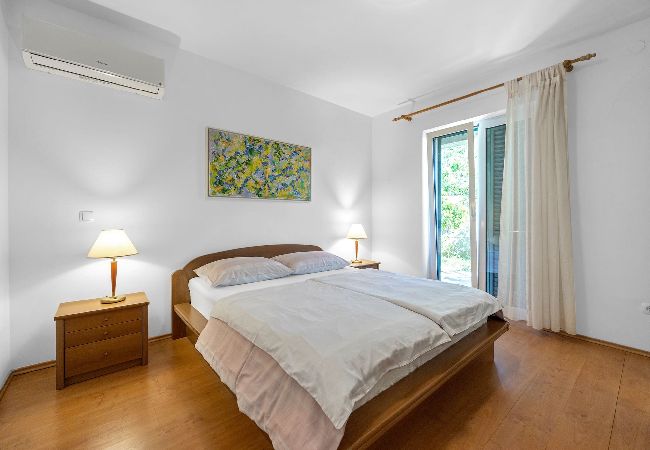 Ferienwohnung in Banjol - Magischer Garten mit Whirlpool - FeWo Blanka A1 Ferienwohnung in Banjol - Magischer Garten mit Whirlpool - FeWo Blanka A1