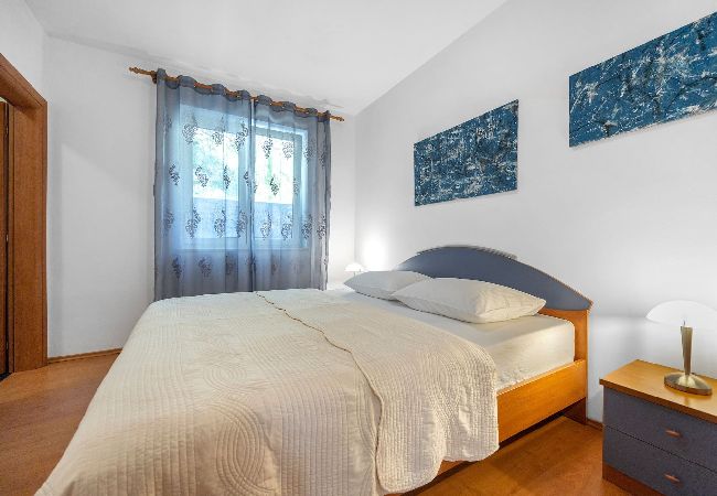 Ferienwohnung in Banjol - Magischer Garten mit Whirlpool - FeWo Blanka A1 Ferienwohnung in Banjol - Magischer Garten mit Whirlpool - FeWo Blanka A1