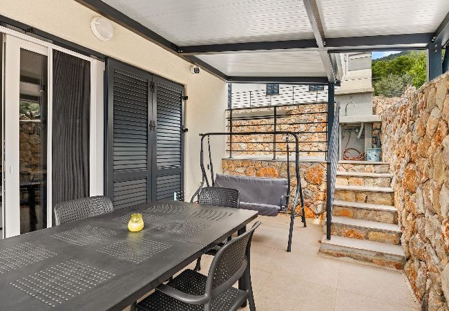 Ferienwohnung in Cres - Paarurlaub mit Whirlpool – Crepsa Paradise Ferienwohnung in Cres - Paarurlaub mit Whirlpool – Crepsa Paradise