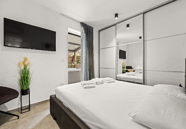 Ferienwohnung in Cres - Paarurlaub mit Whirlpool – Crepsa Paradise Ferienwohnung in Cres - Paarurlaub mit Whirlpool – Crepsa Paradise